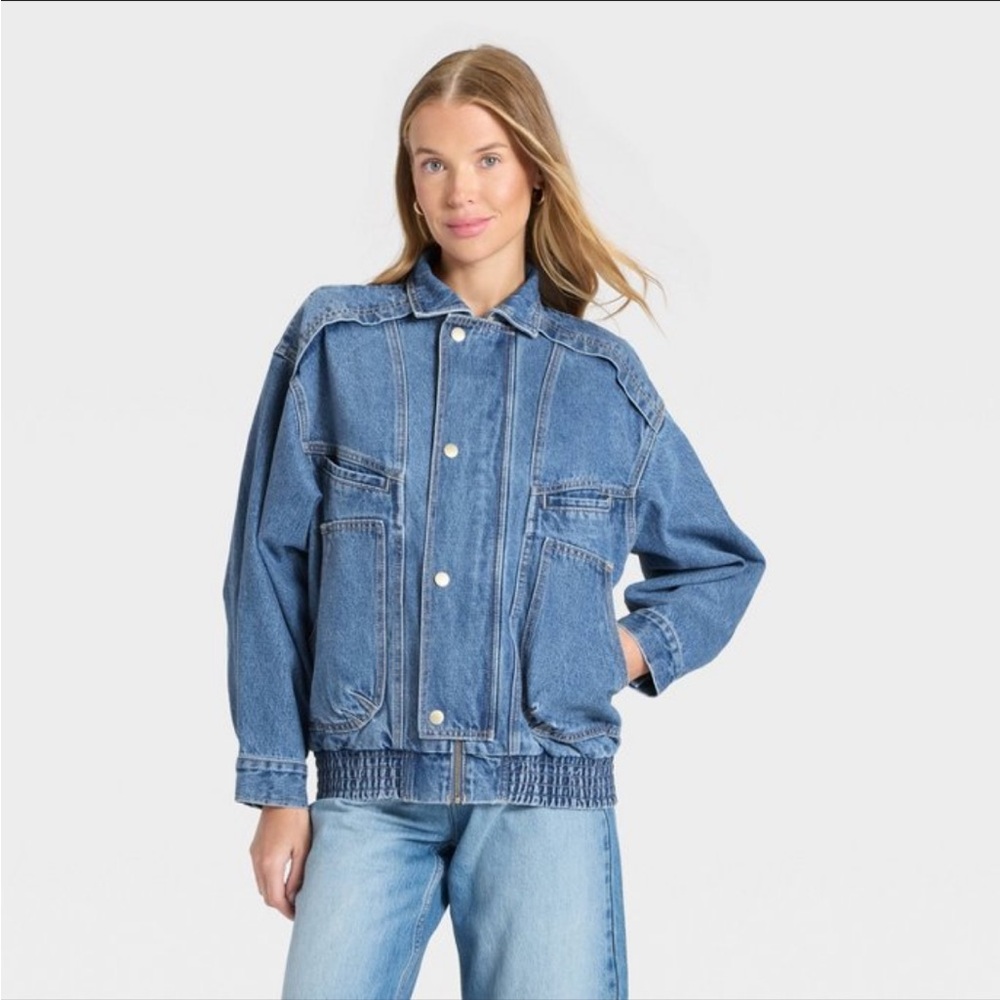 Universal Thread • Relaxed Bomber Denim Jacket in Medium Wash